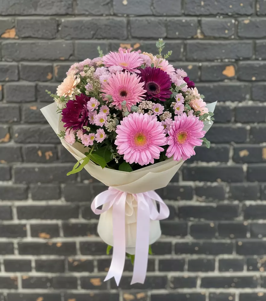 Букет цветов из: Герберы и Хризантемы в Белом Яре Республики Хакасия