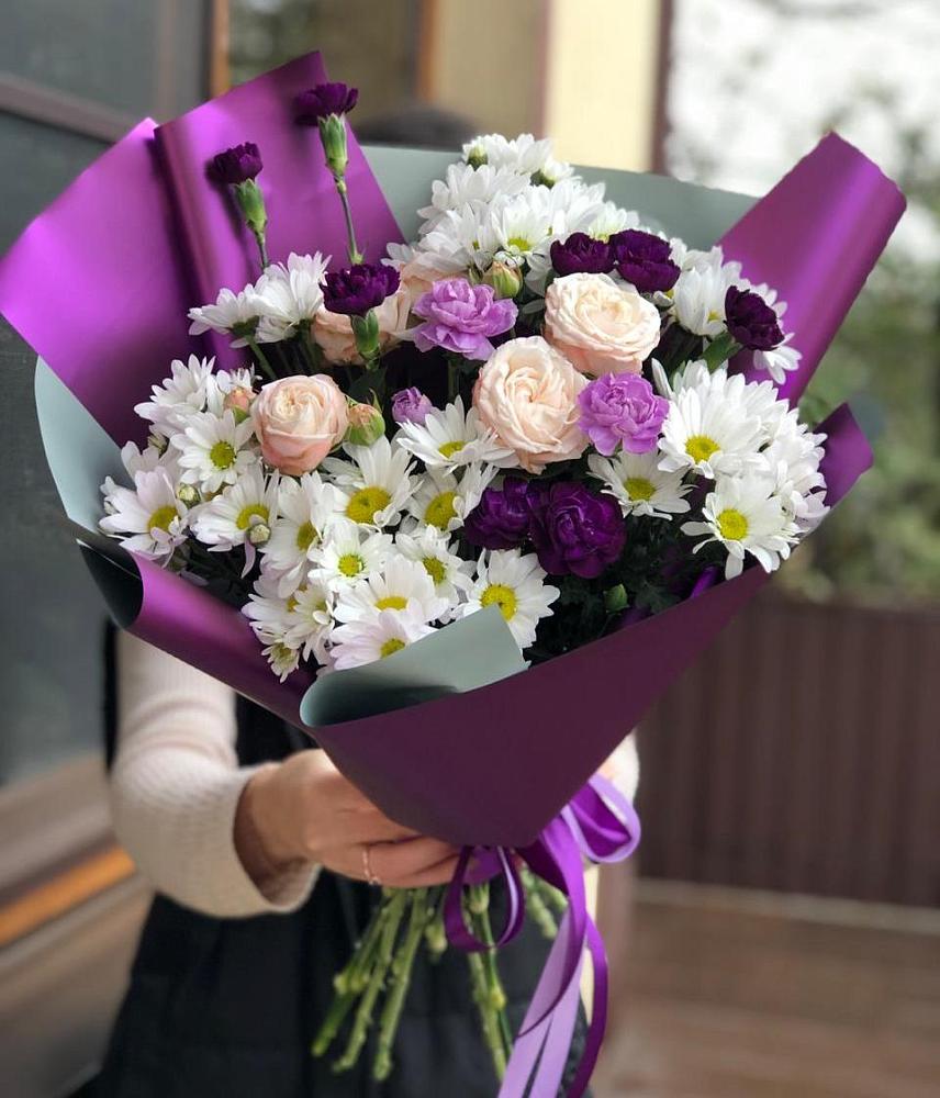 Букет цветов из: Хризантемы, Гвоздики и Розы в Белом Яре Республики Хакасия