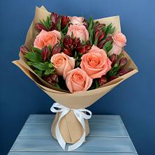 Букет цветов из:  Розы и Альстромерии в Белом Яре Республики Хакасия