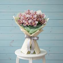 Букет цветов из:  Орхидеи и Розы в Белом Яре Республики Хакасия
