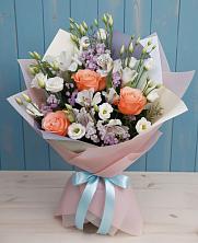 Букет цветов из:  Лизиантусы, Розы, Альстромерии и Гипсофила в Белом Яре Республики Хакасия