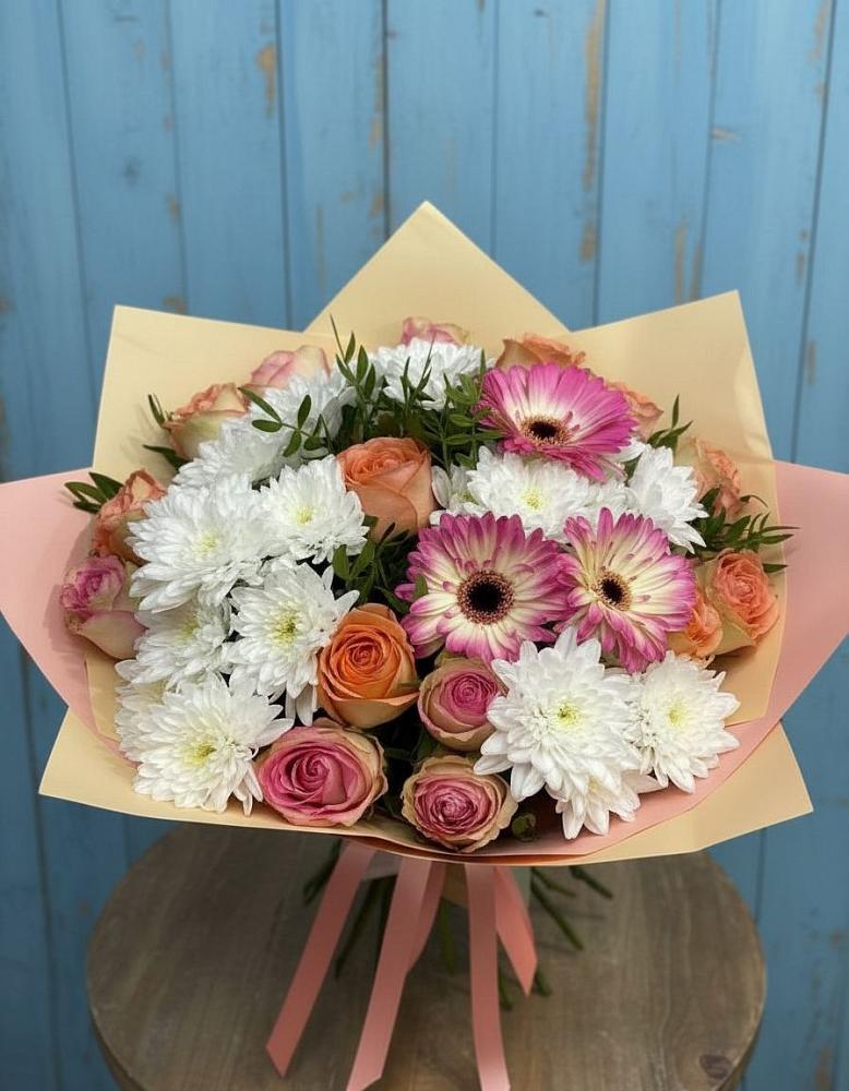 Букет цветов из: Розы, Герберы и Хризантемы в Белом Яре Республики Хакасия