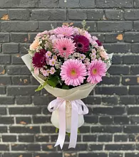 Букет цветов из:  Герберы и Хризантемы в Белом Яре Республики Хакасия