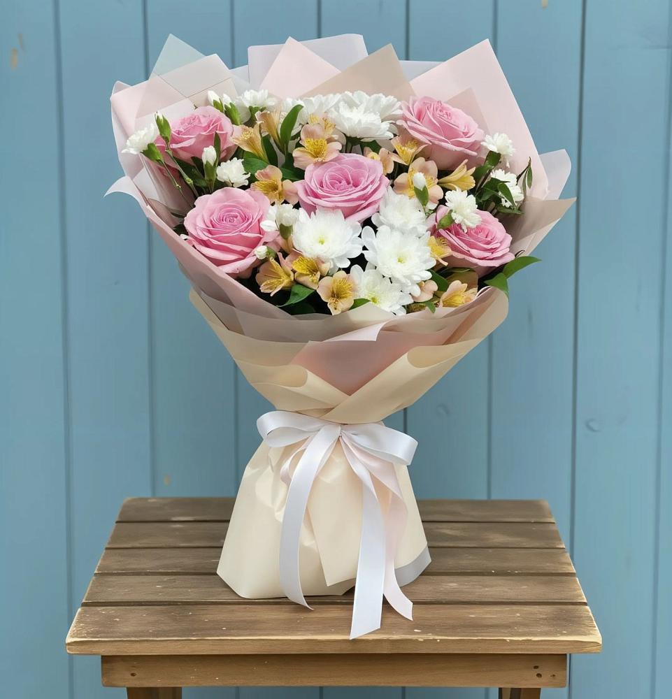 Букет цветов из: Гвоздики, Орхидеи и Розы в Белом Яре Республики Хакасия