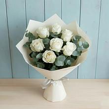 Букет Белые розы в Эвкалипте в Белом Яре Республики Хакасия