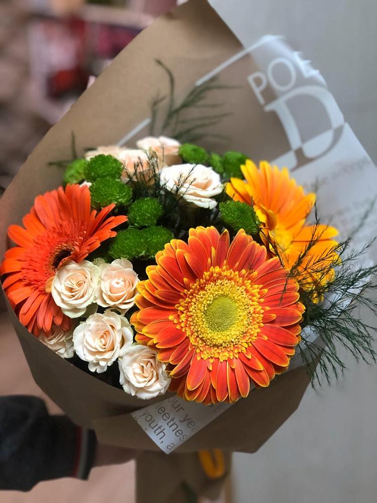 Букет цветов из: Герберы, Хризантемы и Розы в Белом Яре Республики Хакасия