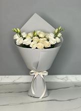 Букет цветов из:  Розы и Лизиантусы в Белом Яре Республики Хакасия